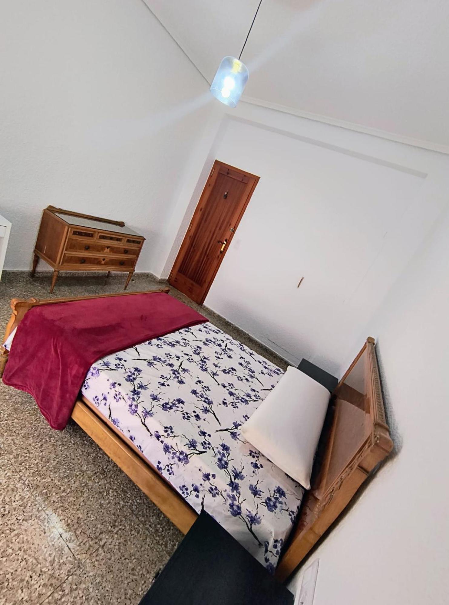 Habitaciones Comodas Tavernes de Valldigna Luaran gambar